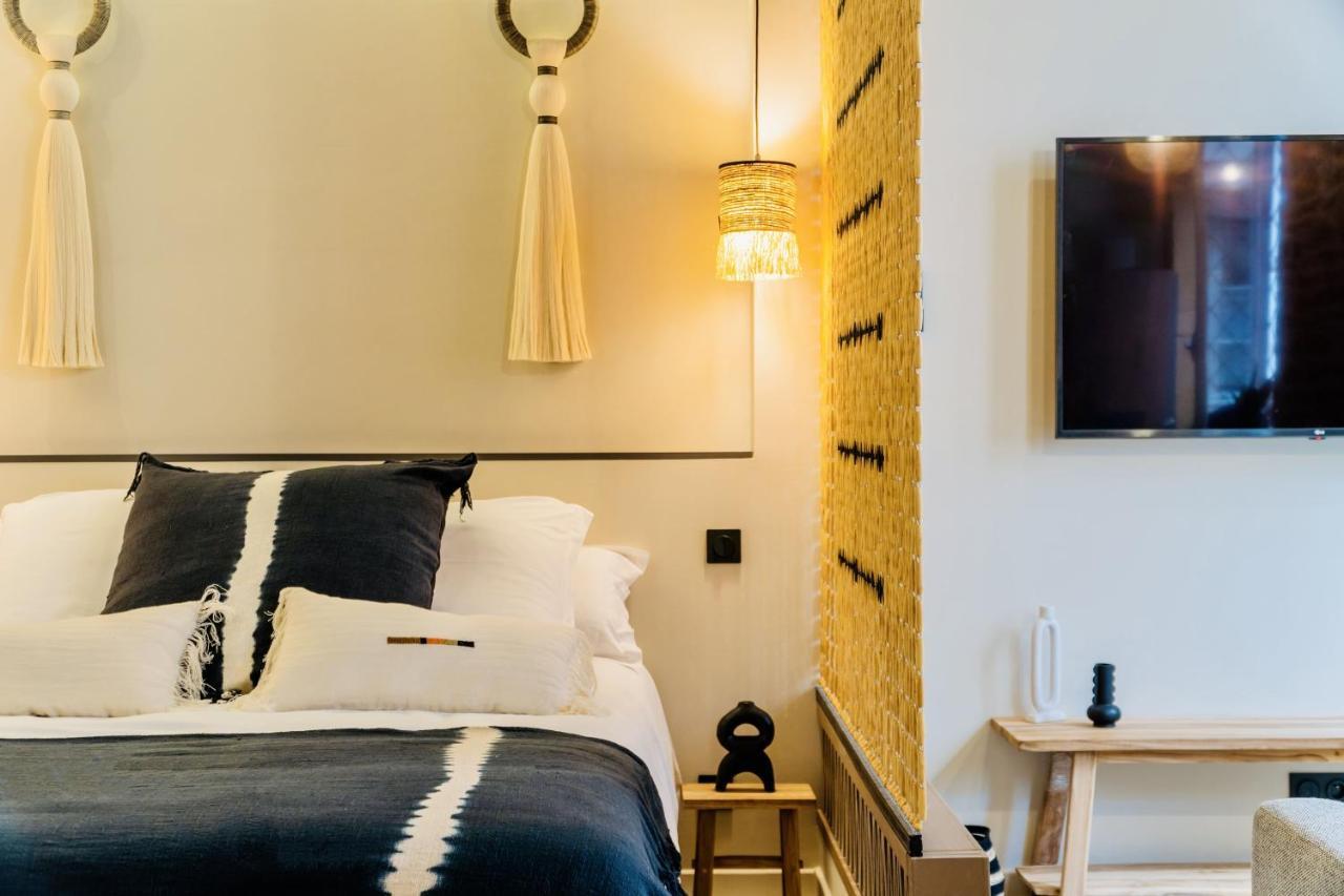 Host Inn Le Lumiere Spa & Cinema Lyon Buitenkant foto