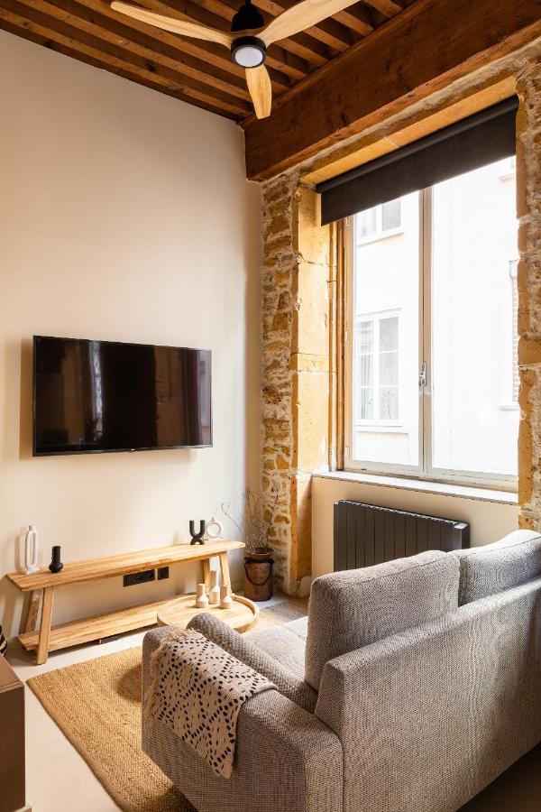 Host Inn Le Lumiere Spa & Cinema Lyon Buitenkant foto